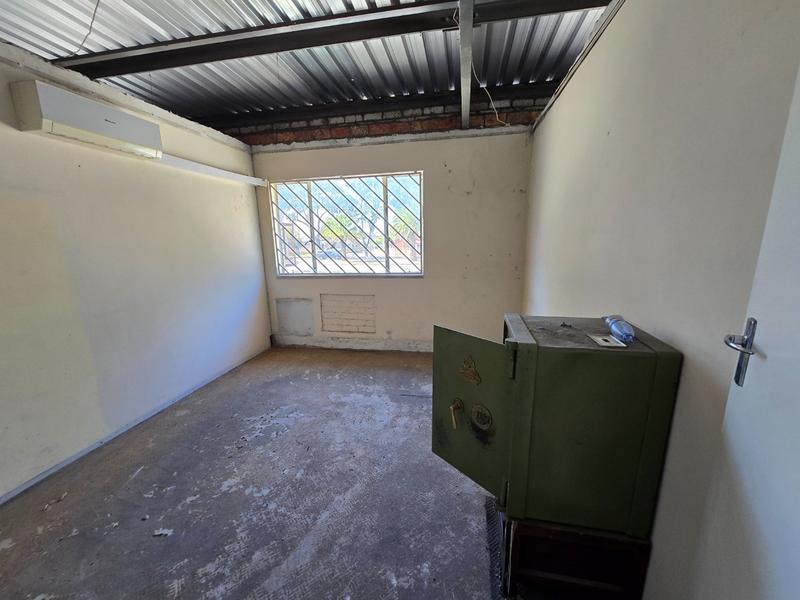 To Let commercial Property for Rent in Beaconvale Western Cape